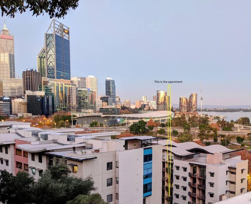 City & Lakeside With Free Parking, Pool And 10 Mins Walk Into The City เพิร์ท ภายนอก รูปภาพ